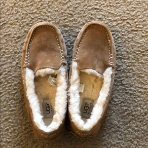Ugg slippers